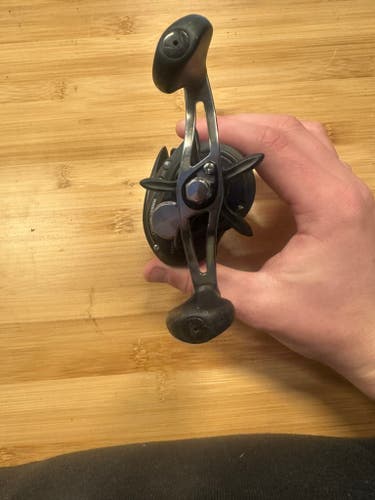 Fishing Reel (Used) lews speed spool