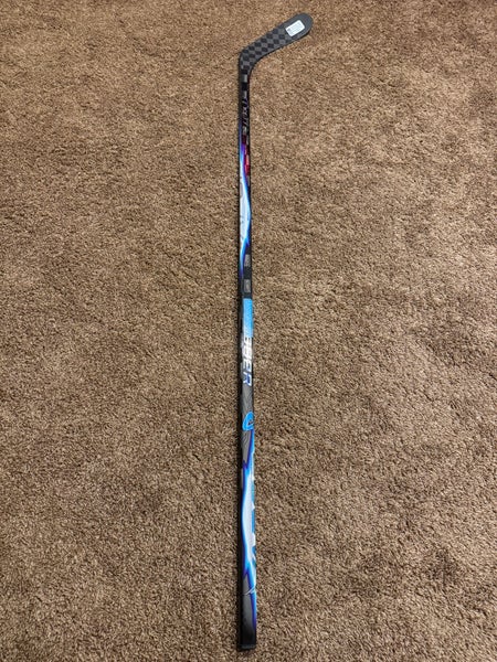 Senior Bauer Vapor FlyLite Right Handed Hockey Stick P28 (New)
