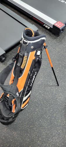 Used Maxfli STAND BAG Teen Stand Bag Orange 11497-C000153070