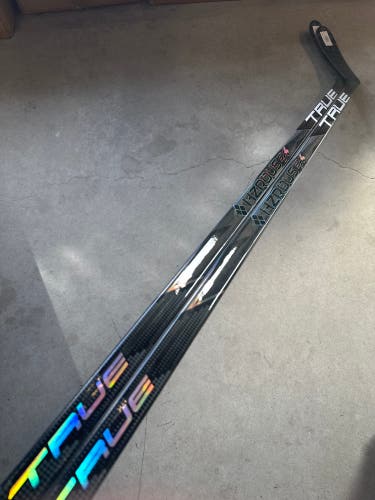 2 Pack 70 Flex P28M Senior True Project X Smoke Left Hand Hockey Stick Pro Stock (New)