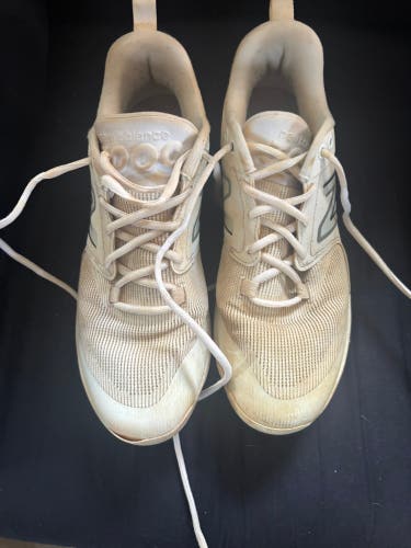 White Men's Size M 11.0 (W 12.0) Adult New Balance Low Top Metal (Used)