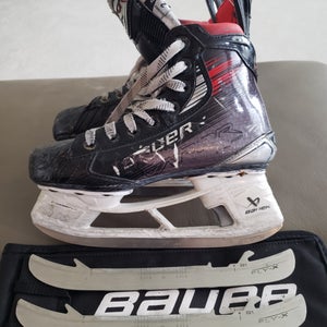 Bauer Vapor X5 Pro Hockey Skates Regular Width Size 2 (Used)