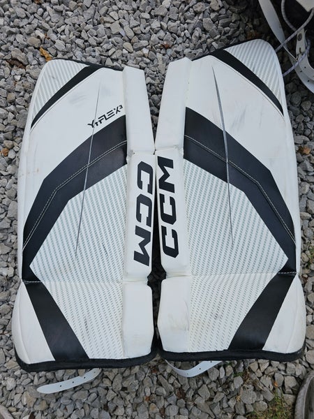 24" CCM YTFLEX 3 Goalie Leg Pads (Used)