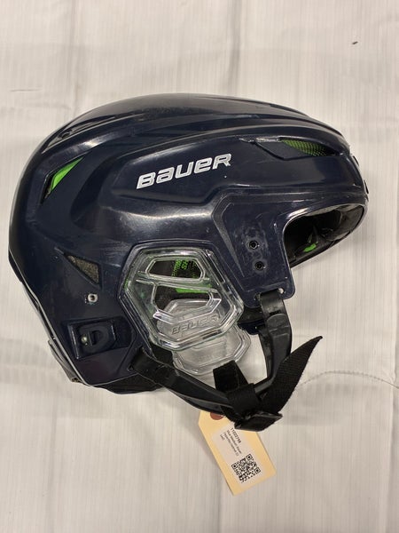 Blue Medium Bauer Hyperlite Helmet (Used)