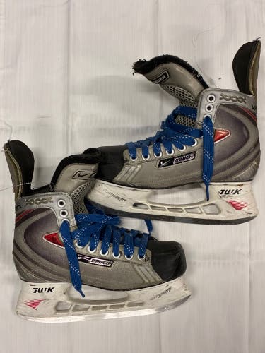 Senior Bauer Vapor XXXX Hockey Skates 6 (Used)