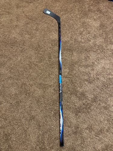 Senior Bauer Vapor FlyLite Left Handed Hockey Stick P92 (New)