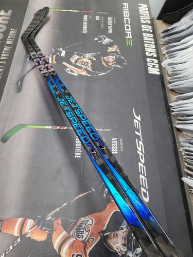 2 PACK | P29 | 95 Flex NEW! Senior CCM Jetspeed FT7 Pro Right Handed Hockey Stick P29 Pro Stock