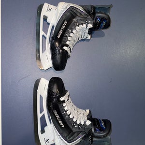 2025 Bauer Vapor Flylite Hockey Skates Regular Width 6.5 (Used) STEEL NOT INCLUDED