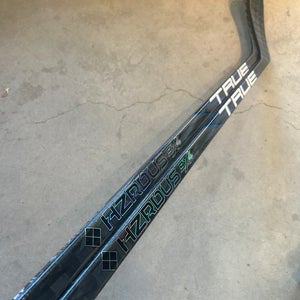2 PACK 75 Flex P28 Senior True HZRDUS X Smoke Left Hand Hockey Stick Pro Stock NCAA (New)
