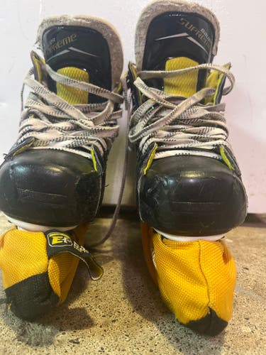 2018 Bauer Supreme S27 Hockey Skates Regular Width Size 5.5 (Used)