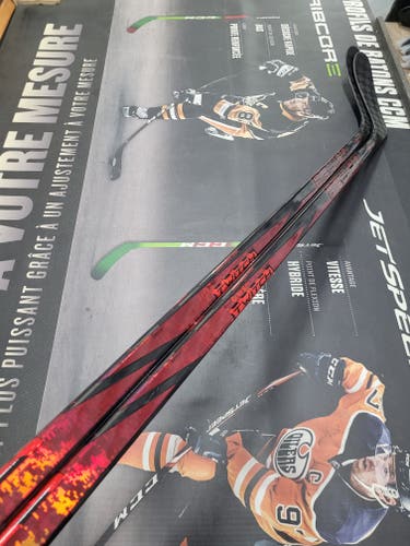 2 PACK | P28 | 87 Flex NEW! Senior Bauer Vapor FlyLite Left Hand Hockey Stick P28 Pro Stock (New)