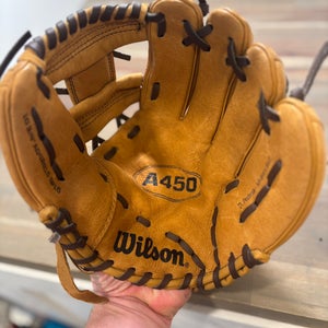 Wilson A450 RH Baseball Glove 10.75"