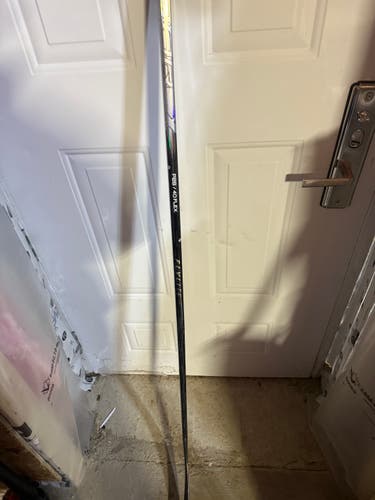 Junior Bauer Vapor FlyLite Left Hand Hockey Stick P28 (New)