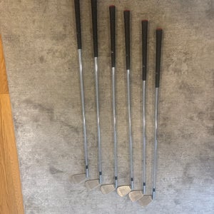 Men's 2013 Callaway X Hot Pro Right Handed Iron Set Stiff Flex Steel Shaft (Used)