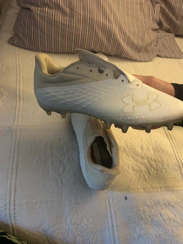 Under Armour Blur Cleats
