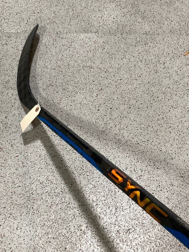 Intermediate Bauer Nexus Sync Hockey Stick Left Hand P88 (Used)