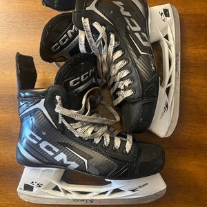 2024 CCM Tacks XF 70 Hockey Skates Regular Width 7.5 (Used)