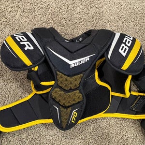 Men's Large Senior Bauer Vapor Shoulder Pads (Used)