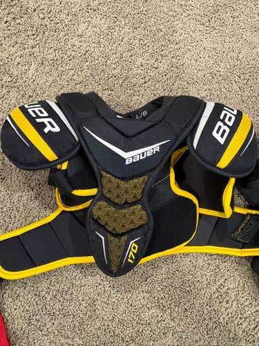 Men's Large Senior Bauer Vapor Shoulder Pads (Used)
