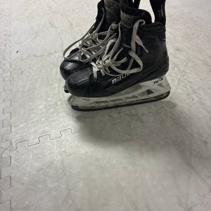 Bauer Supreme Mach Hockey Skates Regular Width 8 (Used)