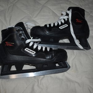 Bauer Reactor 1000 Hockey Goalie Skates, Junior 3D - Great Condition!