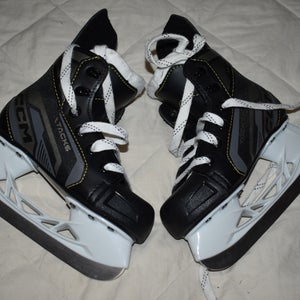CCM Tacks AS-550 Hockey Skates, Youth Size 12 - Top Condition!