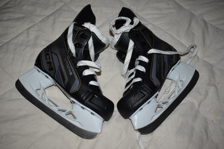 CCM Tacks AS-550 Hockey Skates, Youth Size 12 - Top Condition!