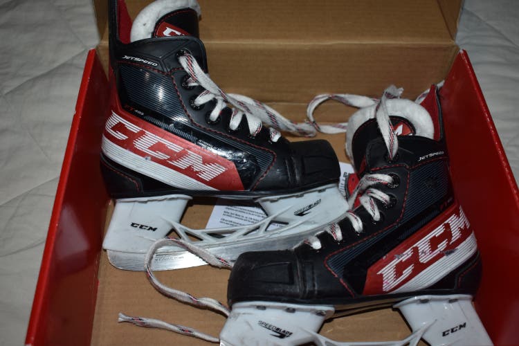 CCM JetSpeed FT485 Hockey Skates, Youth 11R - Great Condition!