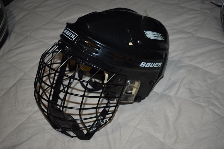 Bauer HH4000XL Hockey Helmet w/ FM2000L Cage, Black, Extra Large