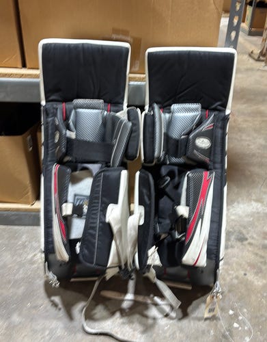 29+1" Intermediate Brian's GNETik 5.0 Goalie Leg Pads (Used)