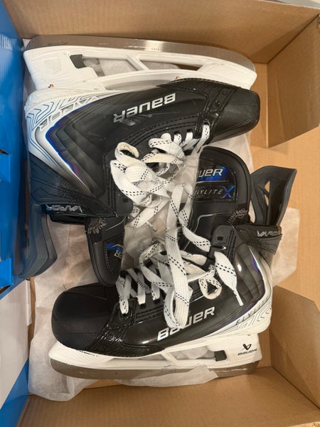 2025 Bauer Vapor Flylite Hockey Skates Pro Stock 9 (New)
