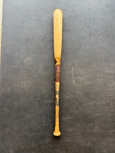 Victus V-Cut Bat (-3) 31 oz 34" (Used)