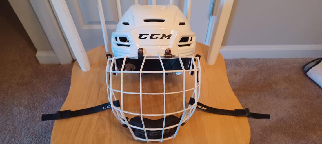 Used Medium CCM Tacks 310 Helmet w/CCM FM680M  Cage