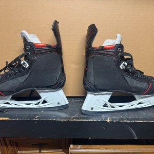 2015 CCM Hockey Skates 11 (Used)