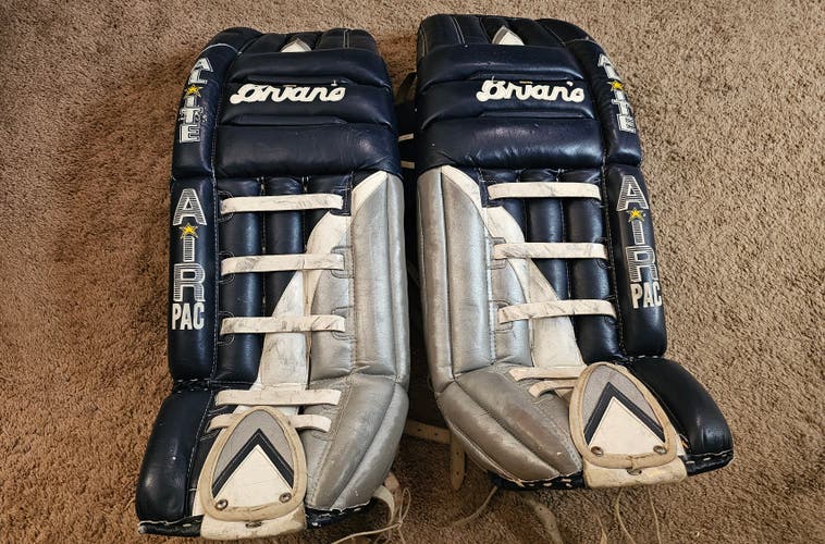 35" Brian's Alite Air Pac Goalie Leg Pads (Used)