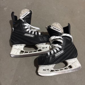 2015 Bauer Nexus 4000 Hockey Skates Regular Width Size 2 (Used)