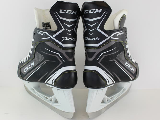 Like New CCM Tacks 9040 Hockey Skates Size 6 (Men 7.5 US Shoe)