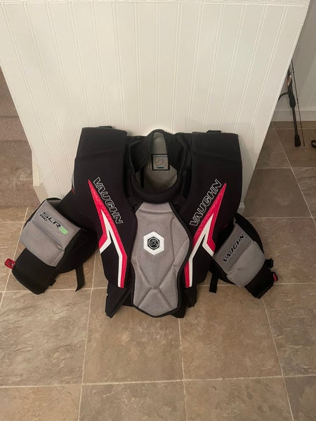 Large Vaughn SLR 3 Pro Goalie Chest Protector (Used)