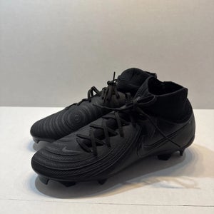 Black Men's Size M 6.0 (W 7.0) Nike Cleats (New)