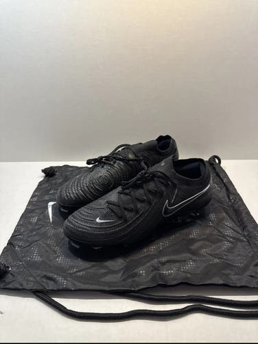 Black Men's Size M 7.5 (W 8.5) Nike Phantom GX Cleats (New)