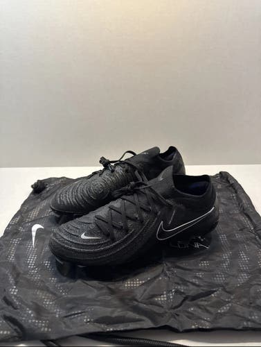 Black Men's Size M 5.0 (W 6.0) Nike Phantom GX Cleats (New)