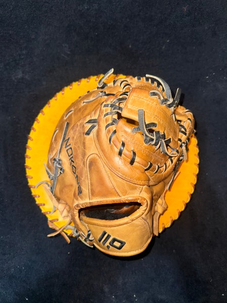 Nokona Alpha RH First Base Baseball Glove 11.5" (Used)