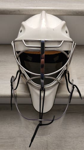 Senior Medium Sportmask Pro 2-f Goalie Mask Pro Stock (Used)