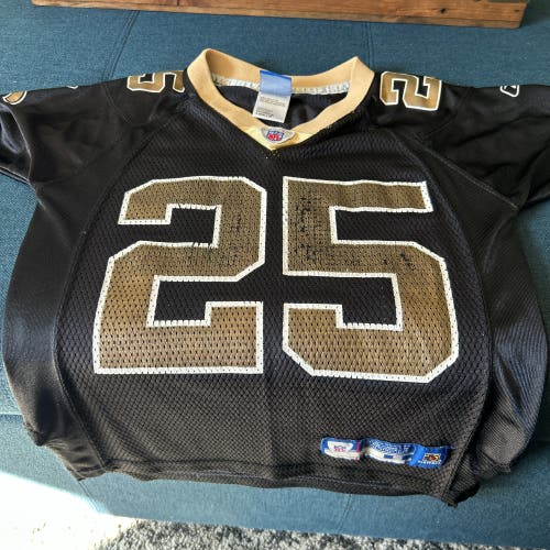 Black Small Boys Reebok Jersey (Used)