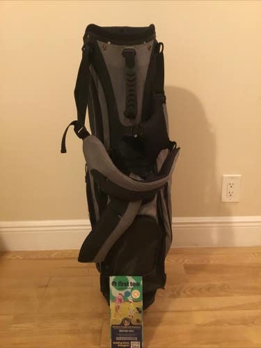 Callaway Golf Stand Bag With 6-way Dividers & Rain Cover (READ)