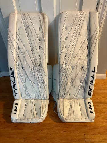 34" True L20.2 Regular Goalie Full Set (Used)