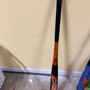 Easton Cyclone Alloy Bat (-7) 26 oz 33" (Used)