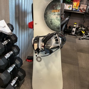 Used Burton CLASH Mens Board/Bindings White 147 cm 11614-S000223797