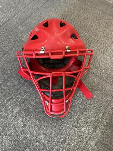 Used Easton CATCHERS HELMET W/ MASK Catchers Helmet w/Mask Red One Size 11614-S000223749
