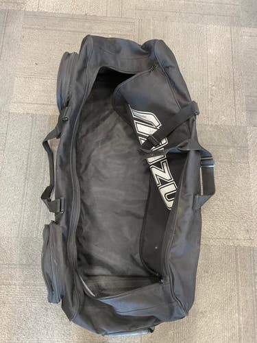 Used Mizuno WHEELED BAG BB/SB Player Wheeled Bag Black 11614-S000223719
